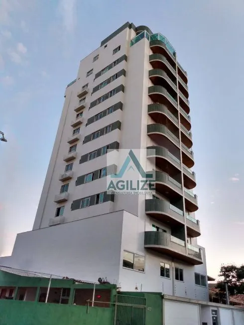 Foto 1 de Cobertura com 3 Quartos à venda, 155m² em Riviera Fluminense, Macaé