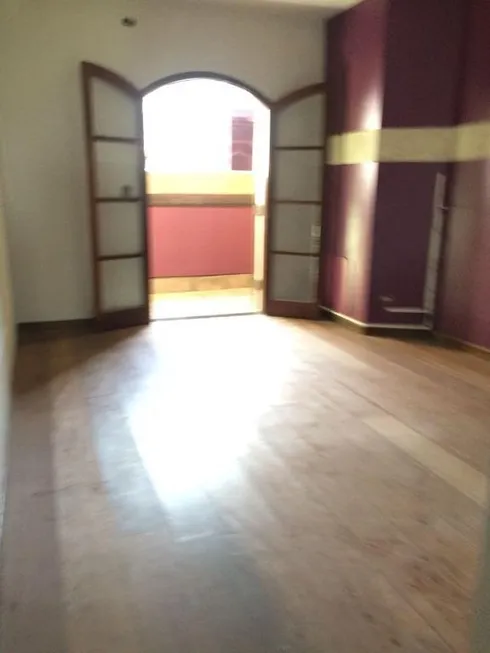 Foto 1 de Casa com 3 Quartos à venda, 200m² em Taboão, Diadema