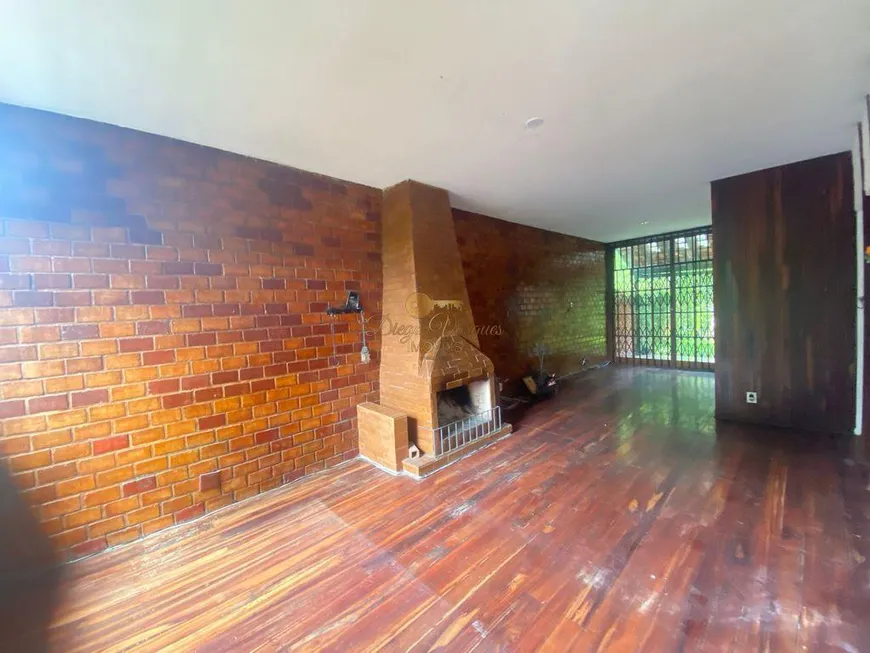 Foto 1 de Casa de Condomínio com 3 Quartos à venda, 104m² em Granja Guarani, Teresópolis