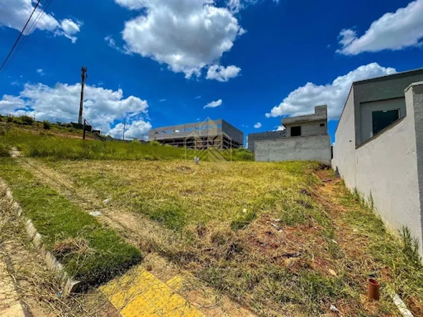 Foto 1 de Lote/Terreno à venda, 1m² em Residencial Jardins da Catalunha, Atibaia