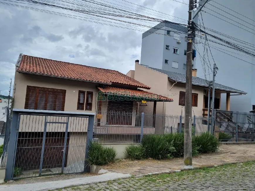 Foto 1 de Casa com 3 Quartos à venda, 223m² em Sagrada Família, Caxias do Sul