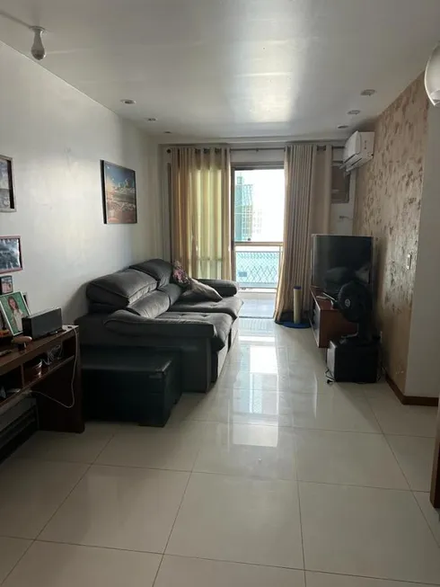 Foto 1 de Apartamento com 3 Quartos à venda, 83m² em Recreio Dos Bandeirantes, Rio de Janeiro