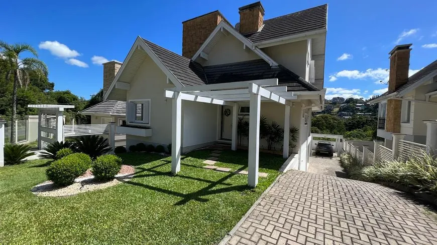 Foto 1 de Casa com 4 Quartos à venda, 270m² em Vale das Colinas, Gramado