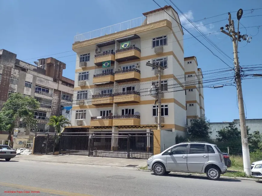 Foto 1 de Apartamento com 5 Quartos à venda, 260m² em Parque Hotel, Araruama