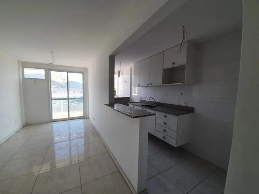 Foto 1 de Apartamento com 2 Quartos à venda, 60m² em Praça Seca, Rio de Janeiro