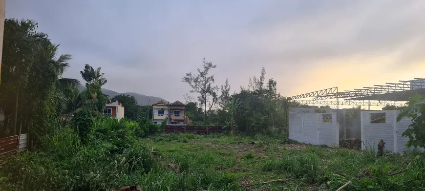 Foto 1 de Lote/Terreno à venda, 1856m² em Barra De Guaratiba, Rio de Janeiro