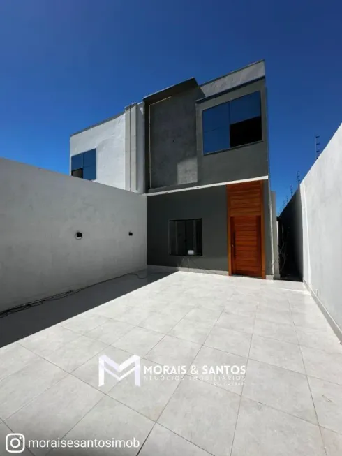 Foto 1 de Sobrado com 3 Quartos à venda, 160m² em Todos os Santos, Montes Claros