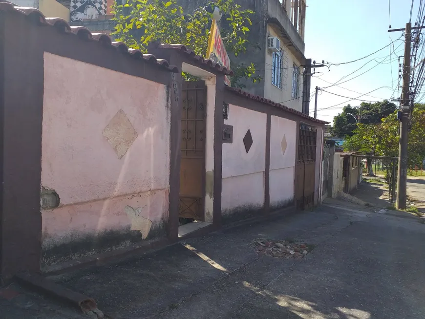 Foto 1 de Casa com 3 Quartos à venda, 60m² em Bento Ribeiro, Rio de Janeiro