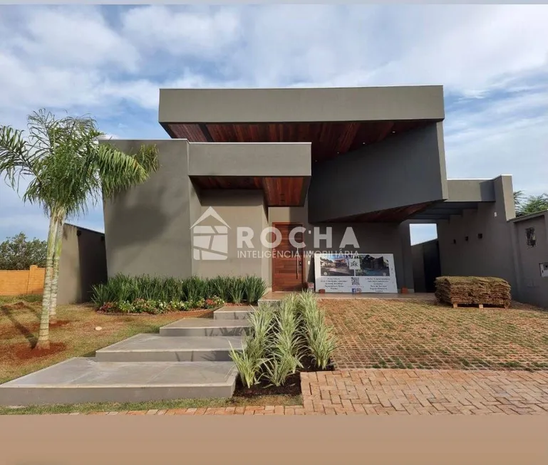 Foto 1 de Casa com 3 Quartos à venda, 180m² em Jardim Montevideu, Campo Grande
