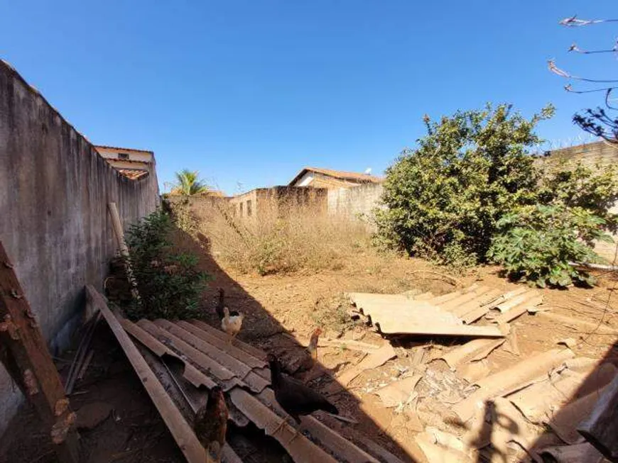 Foto 1 de Lote/Terreno à venda, 300m² em Granada, Uberlândia