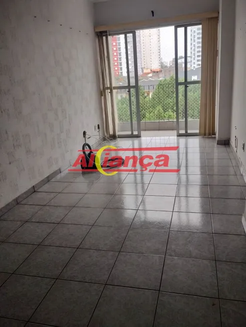 Foto 1 de Apartamento com 3 Quartos para alugar, 63m² em Gopouva, Guarulhos