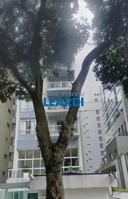 Foto 1 de Apartamento com 3 Quartos para venda ou aluguel, 225m² em Jardim Paulista, São Paulo