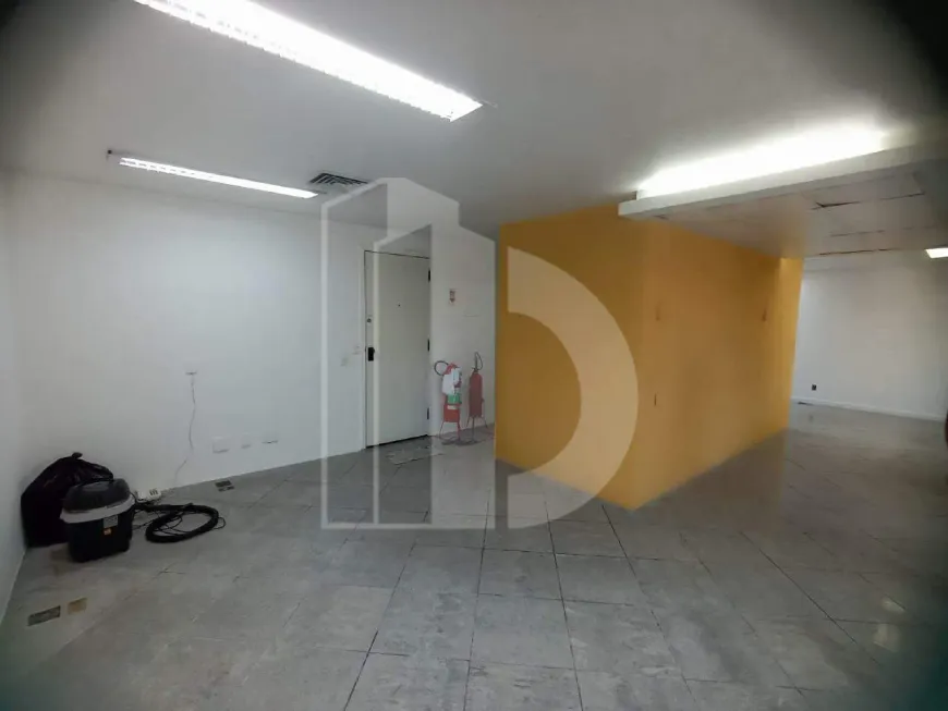 Foto 1 de Sala Comercial para alugar, 70m² em Jardim Botânico, Rio de Janeiro