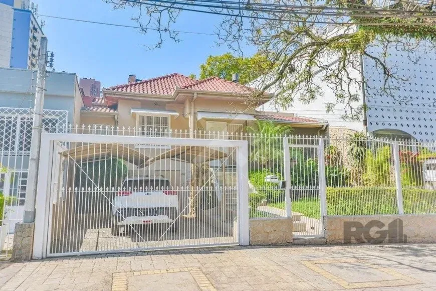 Foto 1 de Casa com 4 Quartos à venda, 659m² em Petrópolis, Porto Alegre