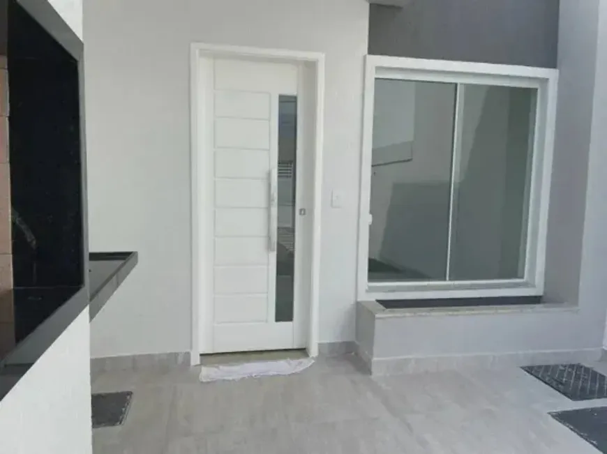 Foto 1 de Casa com 2 Quartos à venda, 85m² em Stiep, Salvador