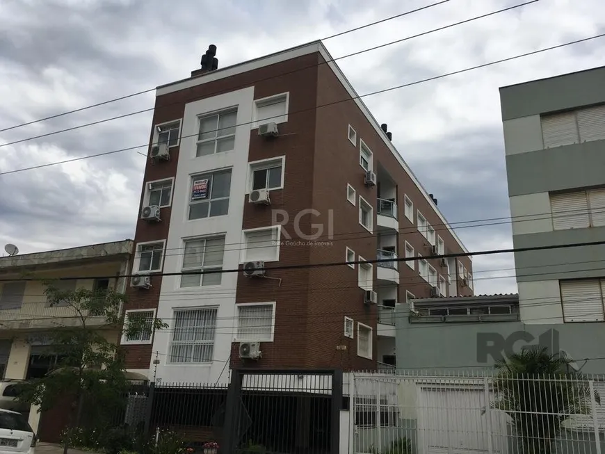 Foto 1 de Apartamento com 2 Quartos à venda, 56m² em Passo da Areia, Porto Alegre