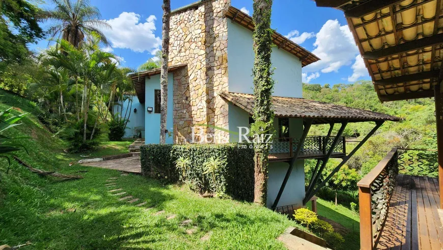 Foto 1 de Casa de Condomínio com 3 Quartos à venda, 409m² em Canto das Águas, Rio Acima