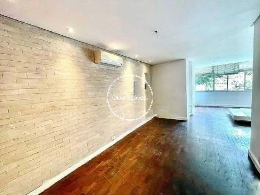 Foto 1 de Apartamento com 4 Quartos à venda, 130m² em Leblon, Rio de Janeiro