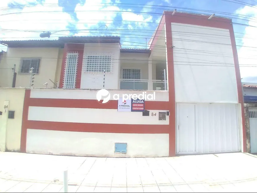 Foto 1 de Casa com 4 Quartos para alugar, 211m² em Messejana, Fortaleza