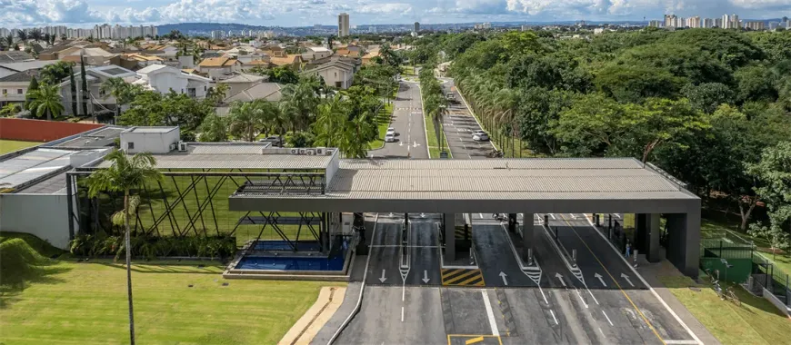 Foto 1 de Sobrado com 4 Quartos à venda, 286m² em Jardim Florença, Goiânia