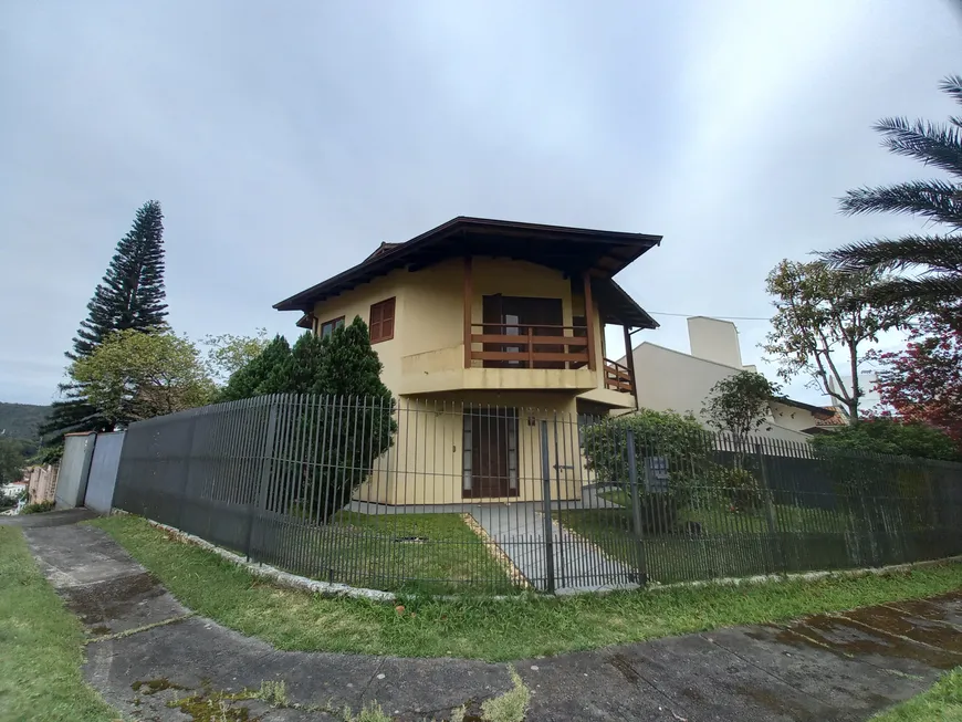 Foto 1 de Casa com 3 Quartos à venda, 192m² em Carvoeira, Florianópolis