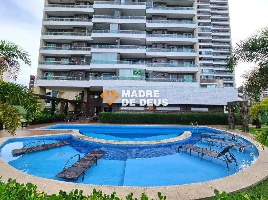 Foto 1 de Apartamento com 3 Quartos à venda, 146m² em Guararapes, Fortaleza