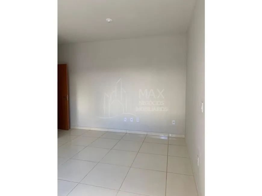 Foto 1 de Apartamento com 2 Quartos à venda, 49m² em Laranjeiras, Uberlândia