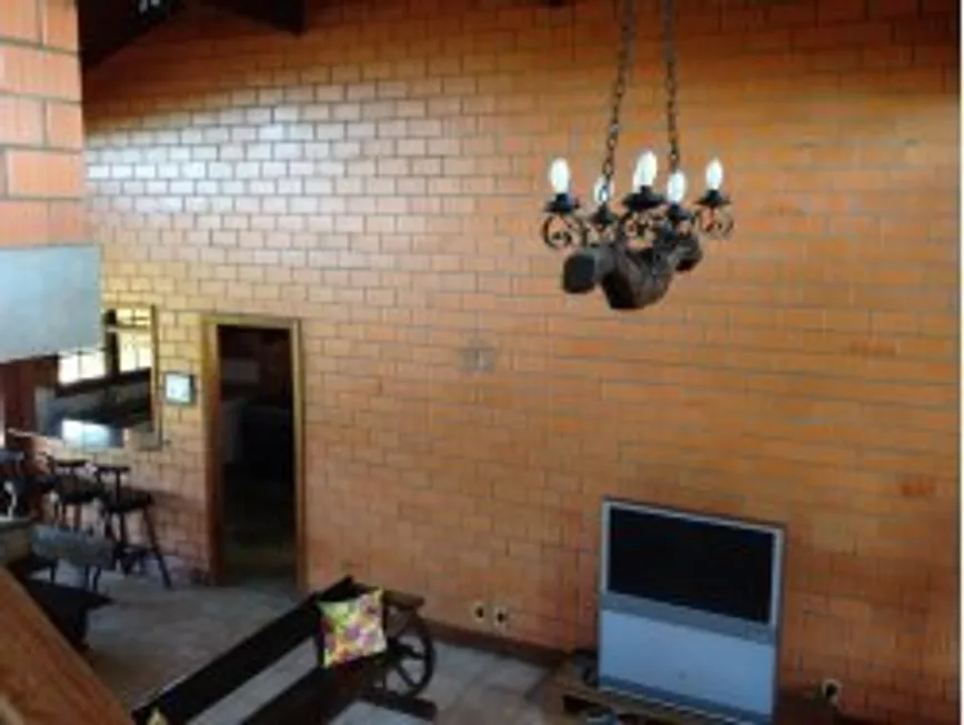 Foto 1 de Casa com 3 Quartos para venda ou aluguel, 250m² em Medeiros, Jundiaí