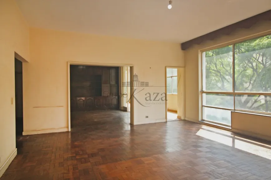 Foto 1 de Apartamento com 3 Quartos à venda, 220m² em Jardim Paulista, São Paulo