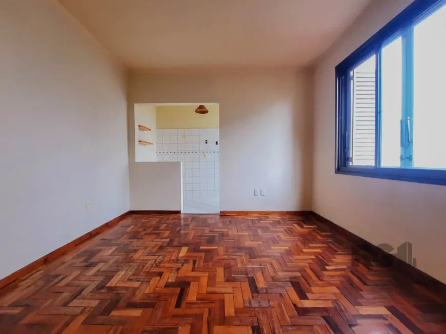 Foto 1 de Apartamento com 1 Quarto à venda, 52m² em Floresta, Porto Alegre