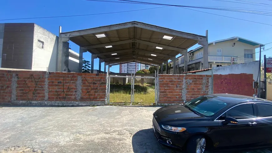 Foto 1 de Lote/Terreno para venda ou aluguel, 1000m² em São José, Aracaju