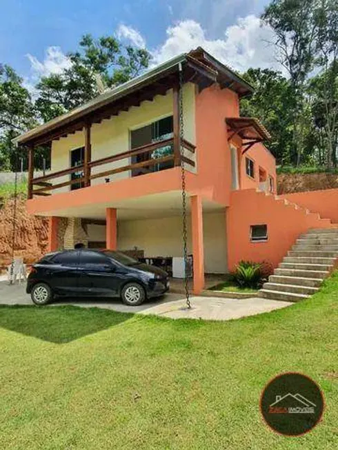 Foto 1 de Fazenda/Sítio com 3 Quartos à venda, 1700m² em Botujuru, Mogi das Cruzes