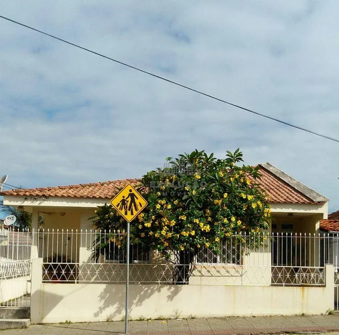 Foto 1 de Casa com 4 Quartos à venda, 216m² em Ipiranga, São José