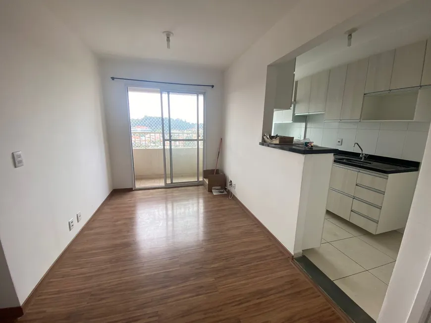 Foto 1 de Apartamento com 2 Quartos à venda, 48m² em Jardim do Lago, São Paulo