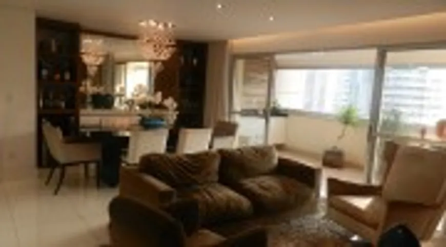 Foto 1 de Apartamento com 4 Quartos à venda, 172m² em Jardim Londrina, São Paulo