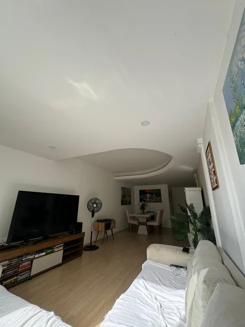 Foto 1 de Apartamento com 4 Quartos à venda, 160m² em Copacabana, Rio de Janeiro