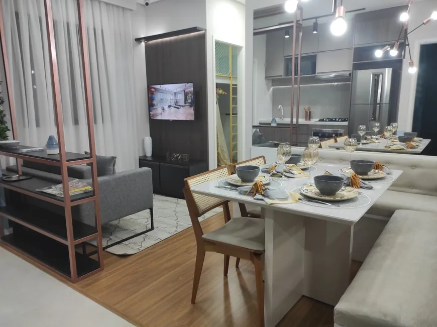 Foto 1 de Apartamento com 2 Quartos à venda, 39m² em Ayrosa, Osasco