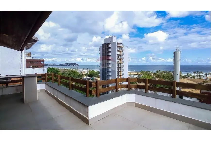 Foto 1 de Casa com 5 Quartos à venda, 330m² em Jardim Vitoria , Guarujá