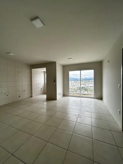 Foto 1 de Apartamento com 2 Quartos para alugar, 85m² em Ponte do Imaruim, Palhoça