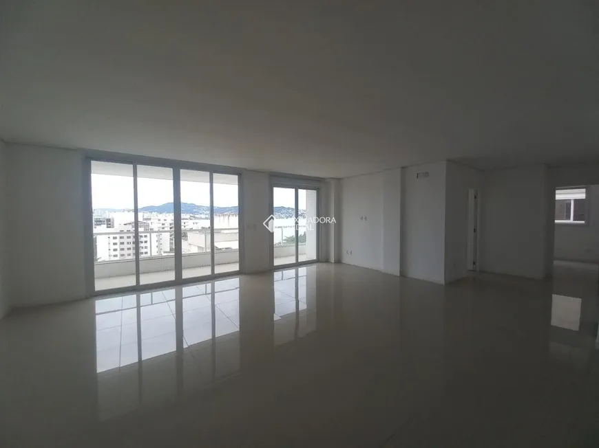 Foto 1 de Apartamento com 1 Quarto à venda, 153m² em Coqueiros, Florianópolis