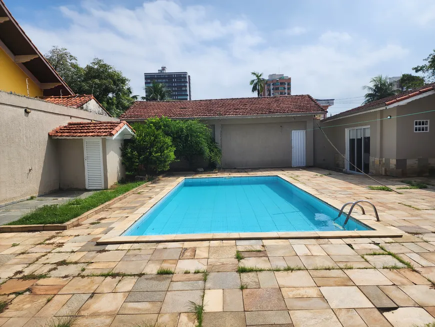 Foto 1 de Casa com 3 Quartos à venda, 177m² em Canto do Forte, Praia Grande