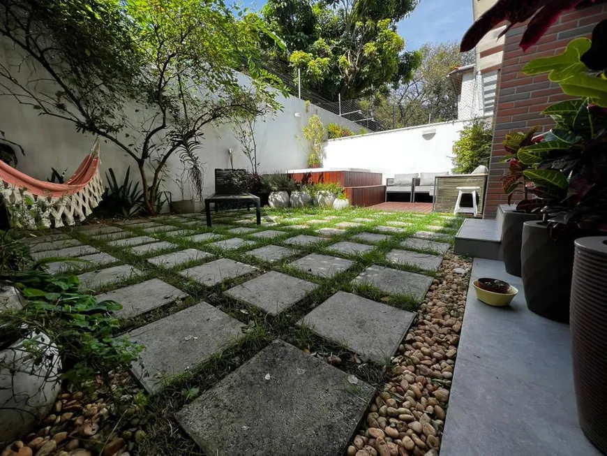 Foto 1 de Casa com 4 Quartos à venda, 324m² em Brooklin, São Paulo