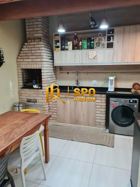 Foto 1 de Casa com 3 Quartos à venda, 135m² em Vila Isa, São Paulo