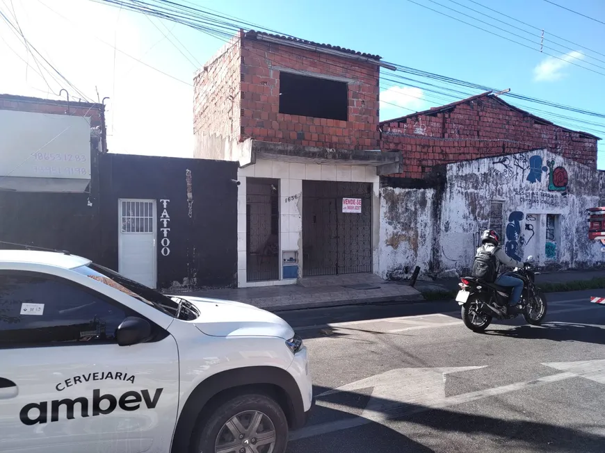 Foto 1 de Casa com 2 Quartos à venda, 320m² em Henrique Jorge, Fortaleza