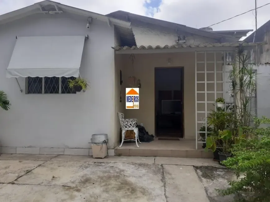 Foto 1 de Casa com 3 Quartos à venda, 190m² em Coelho Neto, Rio de Janeiro