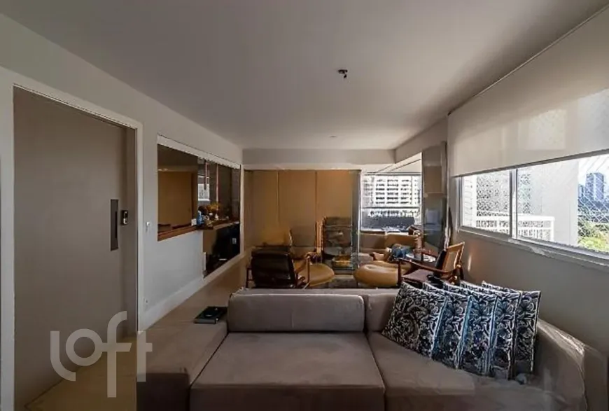 Foto 1 de Apartamento com 3 Quartos à venda, 137m² em Vila Olímpia, São Paulo