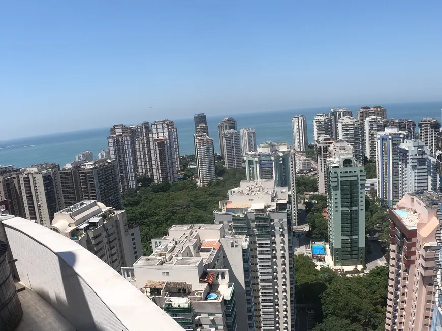 Foto 1 de Cobertura com 2 Quartos à venda, 72m² em Barra da Tijuca, Rio de Janeiro