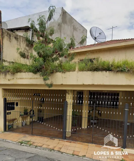 Foto 1 de Casa com 4 Quartos à venda, 220m² em Vila Santo Estéfano, São Paulo