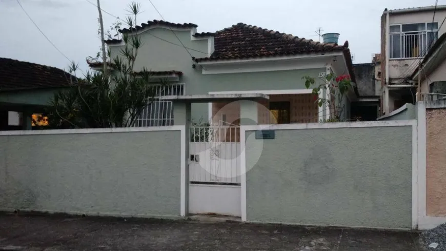 Foto 1 de Casa com 3 Quartos à venda, 95m² em Antonina, São Gonçalo