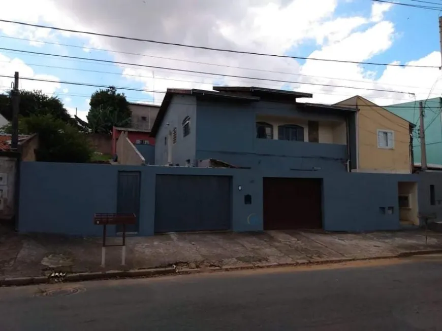 Foto 1 de Sobrado com 3 Quartos à venda, 179m² em Parque Jambeiro, Campinas